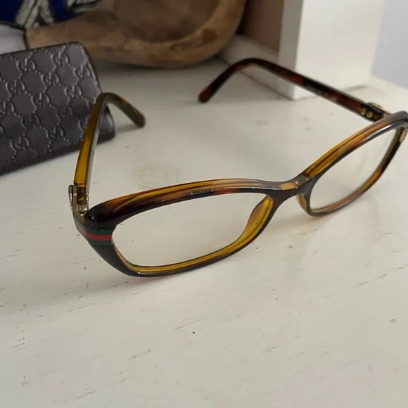 Gucci - Picture 3 of 6